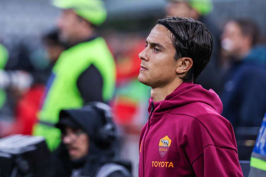 Dybala sa bude musieť rozhodnúť. Dybala sa bude musieť rozhodnúť.