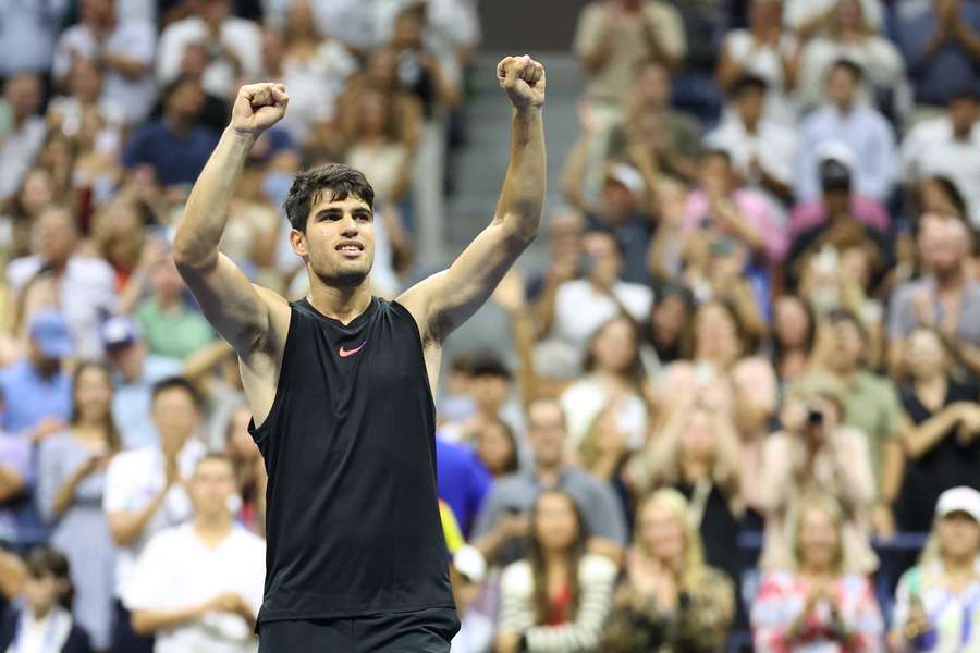 Alcaraz celebrates his win