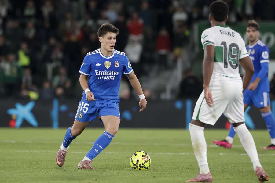 Il Real Madrid sfida l'Elche sulle ali dell'entusiasmo dopo la vittoria in Champions sul City