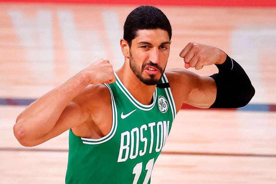 Enes Kanter ao cserviço do Celtic Enes Kanter ao cserviço do Celtic