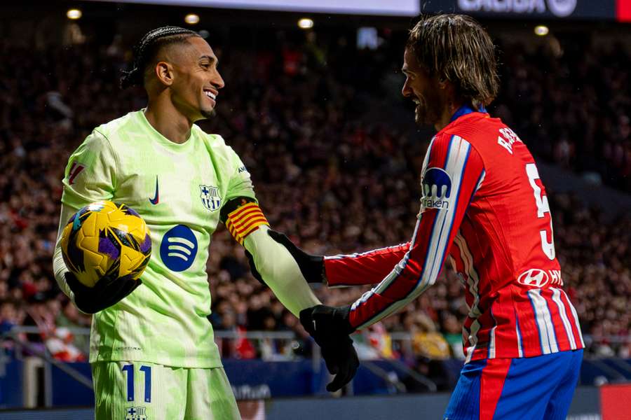 Raphinha y De Paul durante el partido de Copa del Rey