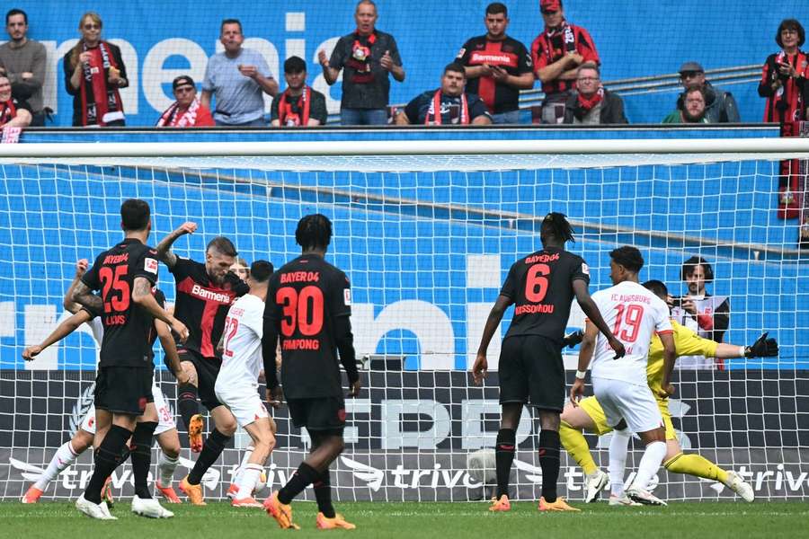 Bundesliga: Leverkusen segura ma