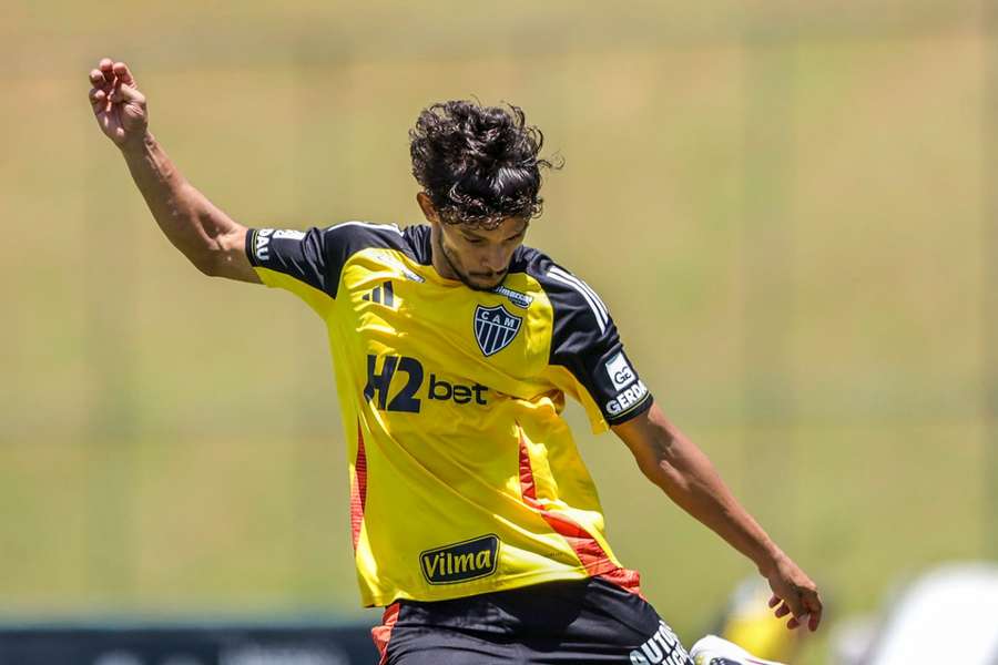Scarpa está de volta aos treinos, mas Hulk deve desfalcar