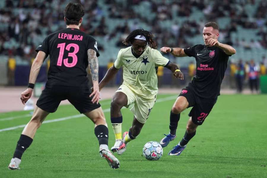 Slavia v Lige majstrov znova prehrala. Slavia v Lige majstrov znova prehrala.
