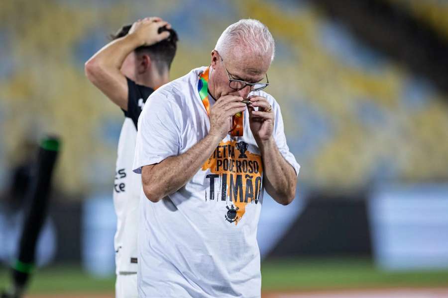 Dorival conquistou a última Copa do Brasil pelo Timão