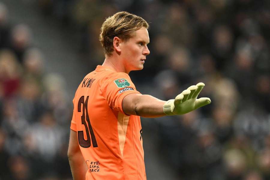 Kinský to schytává od fanoušků: Dělali jsme z něj Buffona, ale od prvního zápasu nestojí za nic Kinský to schytává od fanoušků: Dělali jsme z něj Buffona, ale od prvního zápasu nestojí za nic