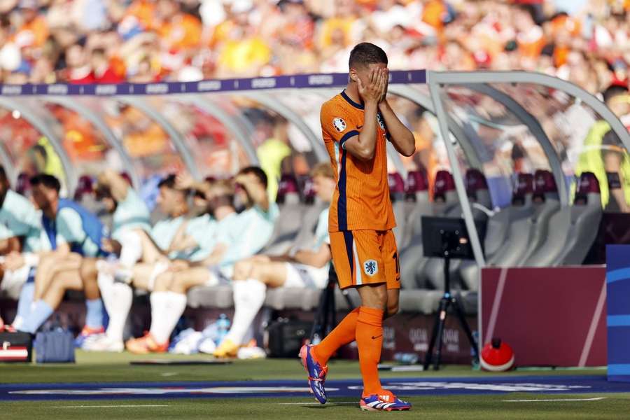 Joey Veerman, in particular, struggled against Austria as the Dutch ended the group stage with a loss