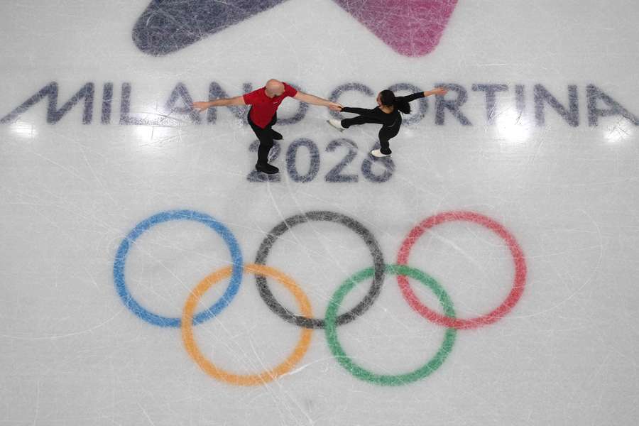 Igrzyska 2026 - w czwartek curling, hokej i snowboard, Polacy nie startują