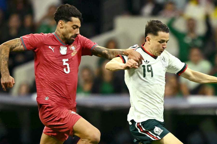 México e Portugal fizeram um jogo de pouquíssimas emoções