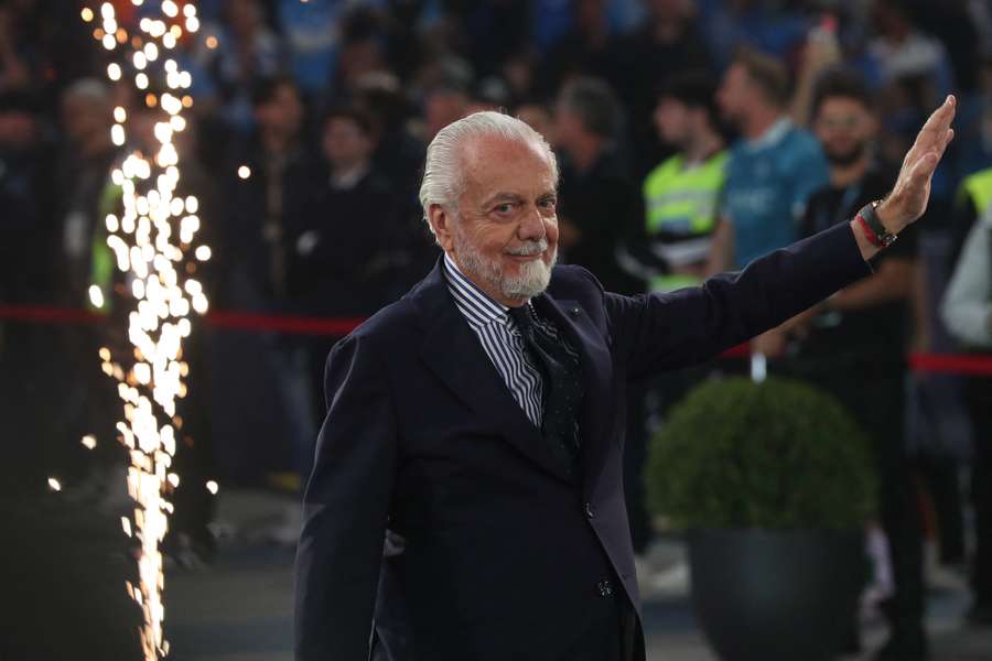 Aurelio De Laurentiis pode contratar novo belga para elenco napolitano