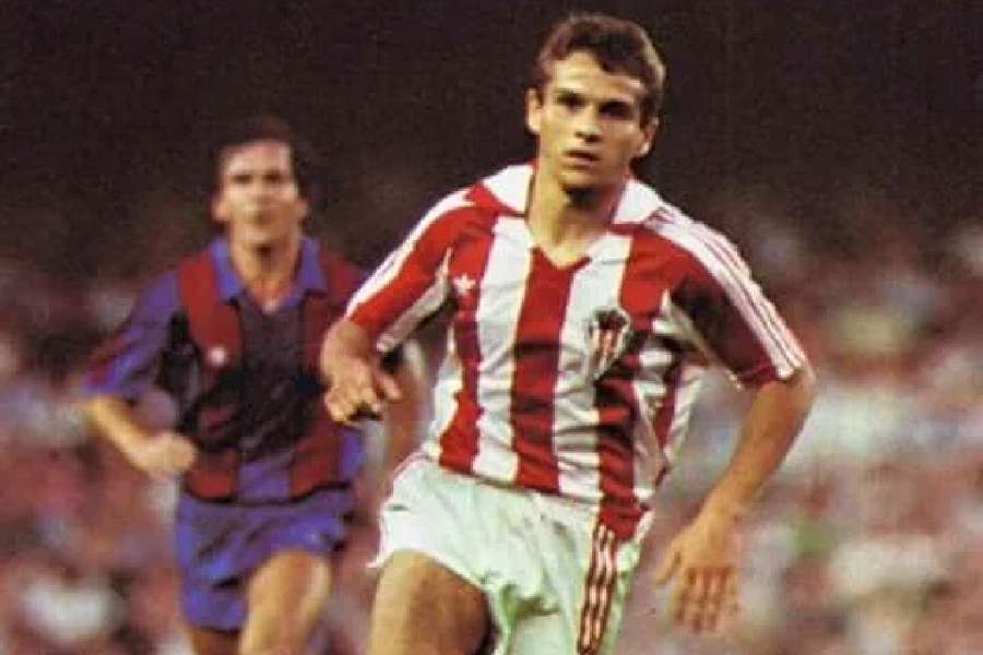Eloy Olaya, durante un Barça-Sporting en el Camp Nou