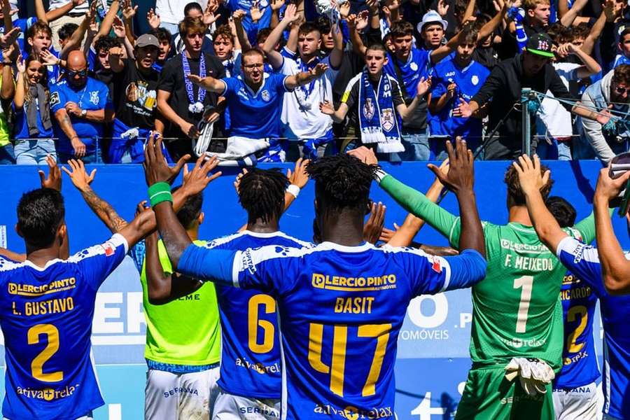 Feirense venceu no último lance da partida