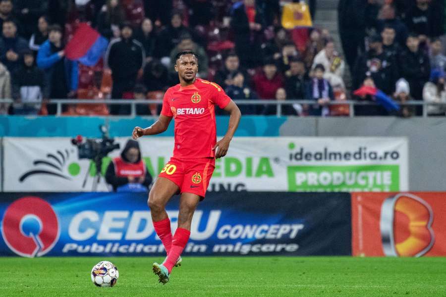Siyabonga Ngezana a adunat 24 de apariții pentru FCSB în toate competițiile, reușind să înscrie un gol în Cupa României