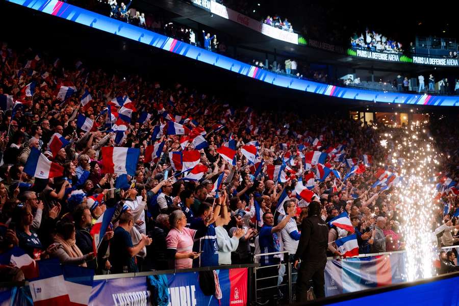 Adeptos franceses no apoio à equipa