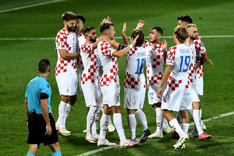 Croacia vence a Letonia en casa