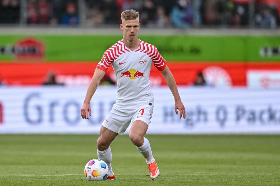 Dani Olmo cambiará el blanco por el azulgrana