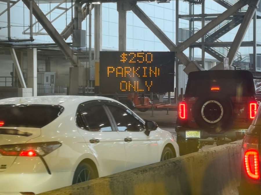 Shopping próximo ao MetLife Stadium cobra US$ 250 de estacionamento em dias de jogo