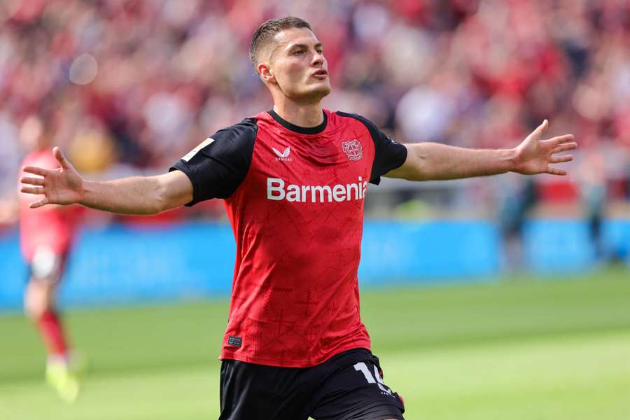 Patrick Schick celebrates goal