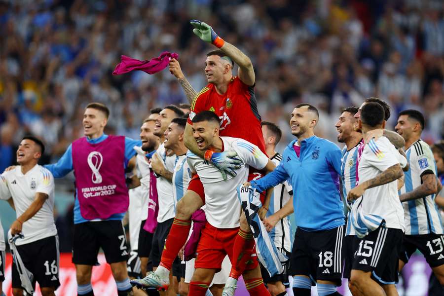 My proti zbytku světa, každý si přál naší prohru, řekl argentinský gólman Martínez