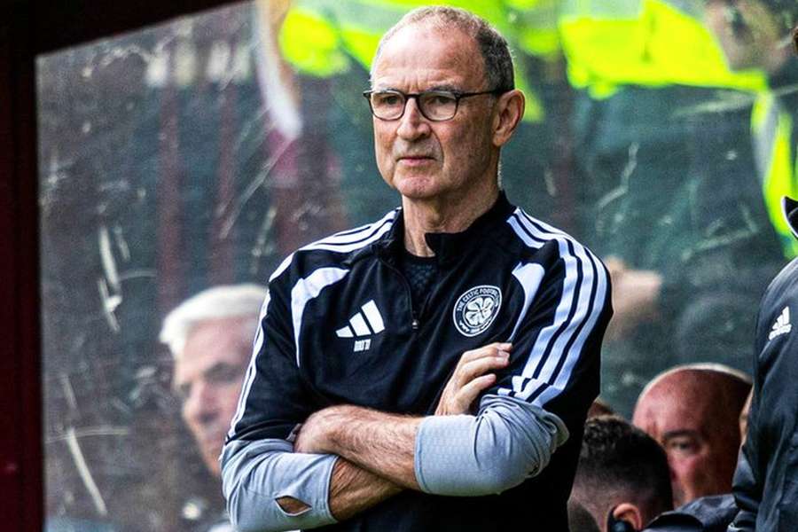 Martin O'Neill no banco do Celtic Martin O'Neill no banco do Celtic