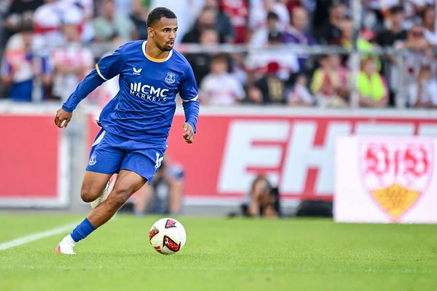 Iliman Ndiaye in action for Everton during pre-season