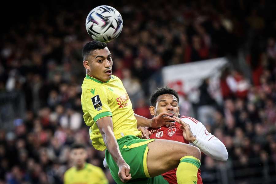 Mostafa Mohamed (M.) fehlte beim Trainingsauftakt von Nantes Mostafa Mohamed (M.) fehlte beim Trainingsauftakt von Nantes
