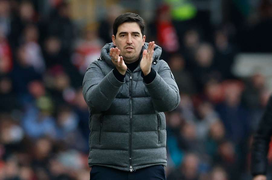 Iraola applauds on the touchline