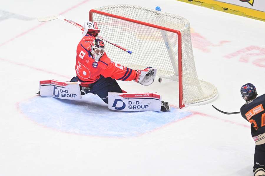 Cehlárik strieľa svoj prvý gól za Växjo. Cehlárik strieľa svoj prvý gól za Växjo.