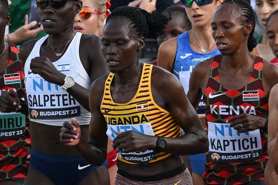 Rebecca Cheptegei, qui a participé en août au marathon des Jeux de Paris, se trouvait en soins intensifs mardi dans un hôpital d'Eldoret. 