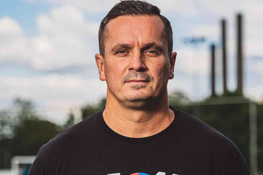 Trenér Zdeněk Skotnica končí v třetiligovém týmu TJ Unie Hlubina. Trenér Zdeněk Skotnica končí v třetiligovém týmu TJ Unie Hlubina.