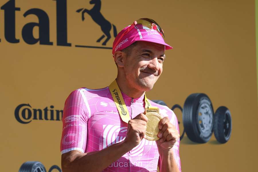 Richard Carapaz conquistou a 18.ª etapa da Volta a França