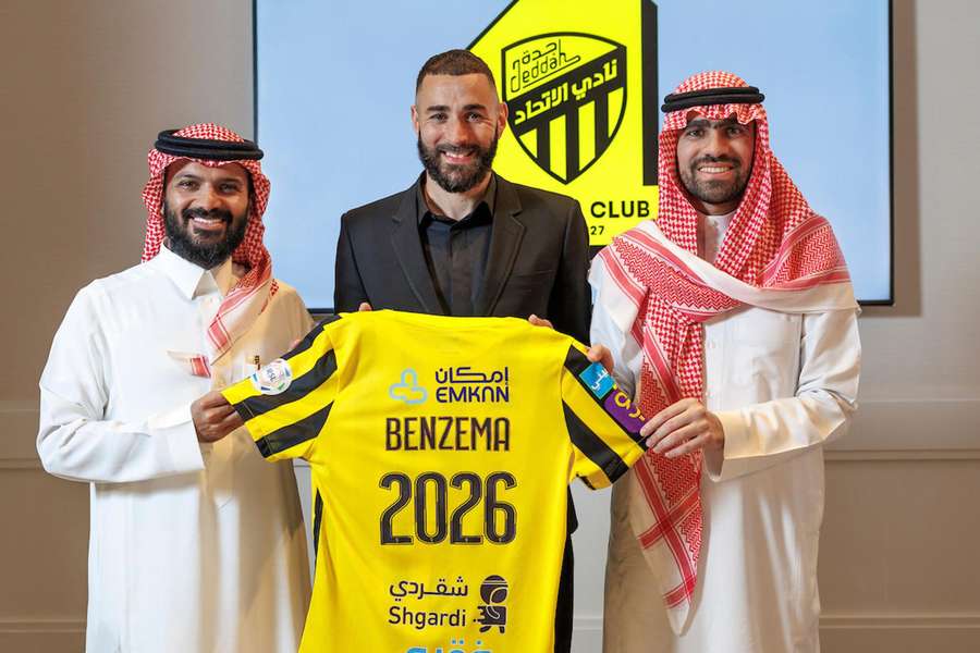 Benzema assina até 2026 com o clube de Jeddah