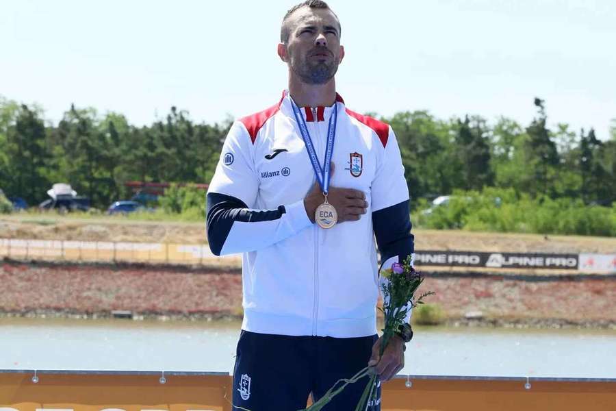 Fernando Pimenta sagrou-se pela quarta vez campeão europeu de K1 5.000 metros