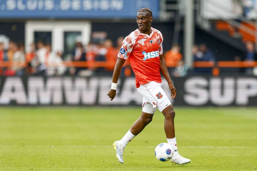 Bristol City sign midfielder Gibson Yah from Volendam