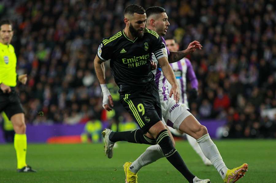 Benzema schießt Real Madrid in Valladolid spät zum Sieg