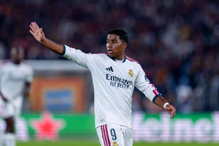 Endrick voltou ao radar de Mourinho depois de atuação decisiva contra a Roma
