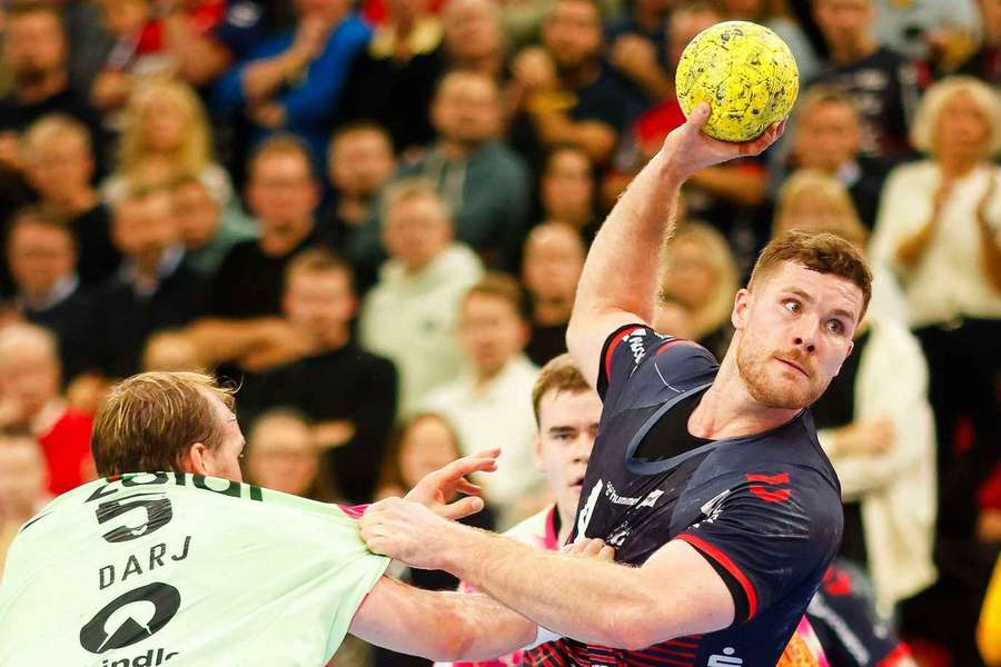 Flensburg gewinnt nur zwei Tage nach der Trennung von Krickau das Topspiel gegen Berlin.