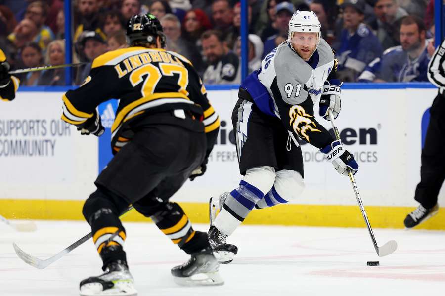 Kampen mellem Tampa Bay Lightning og Boston Bruins.