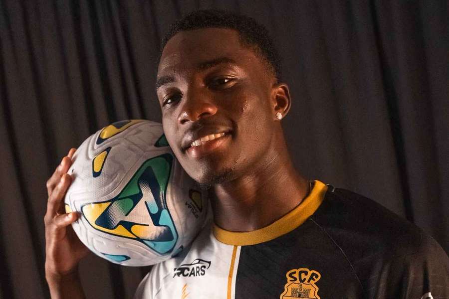 João Gastão cedido pelo Estrela da Amadora João Gastão cedido pelo Estrela da Amadora