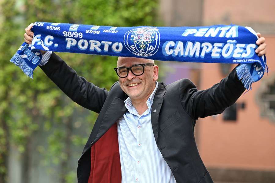 Nuno Lobo é um dos candidatos à liderança do FC Porto Nuno Lobo é um dos candidatos à liderança do FC Porto