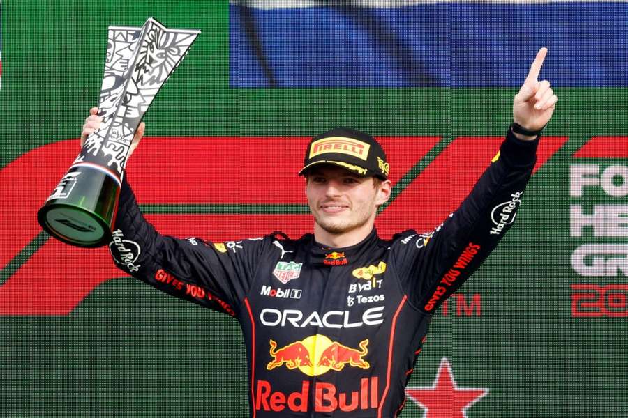 Max Verstappen speră că rivalii își vor îmbunătăți prestația