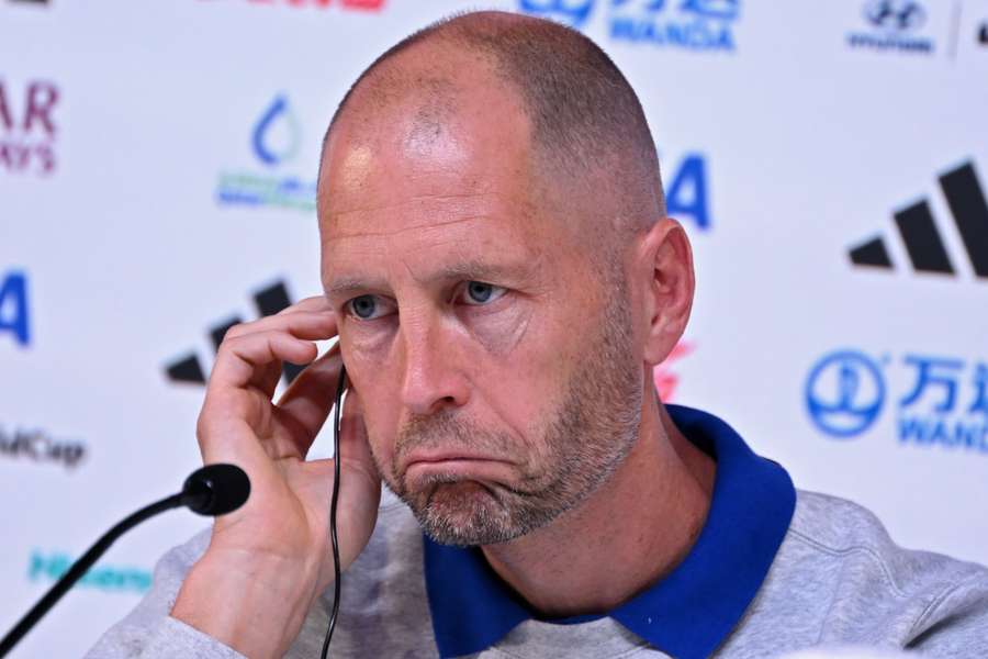 Gregg Berhalter undskylder for manipuleret flag. Gregg Berhalter undskylder for manipuleret flag.
