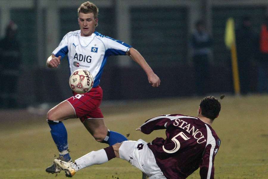Ionuț Stancu, în timpul duelului Rapid - Hamburg (2-0), în optimile Cupei UEFA, sezonul 2005-2006