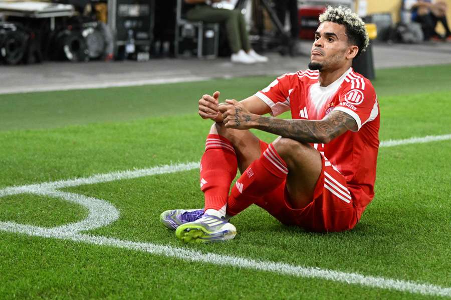 Luis Díaz foi contratado do Liverpool por € 70 milhões Luis Díaz foi contratado do Liverpool por € 70 milhões