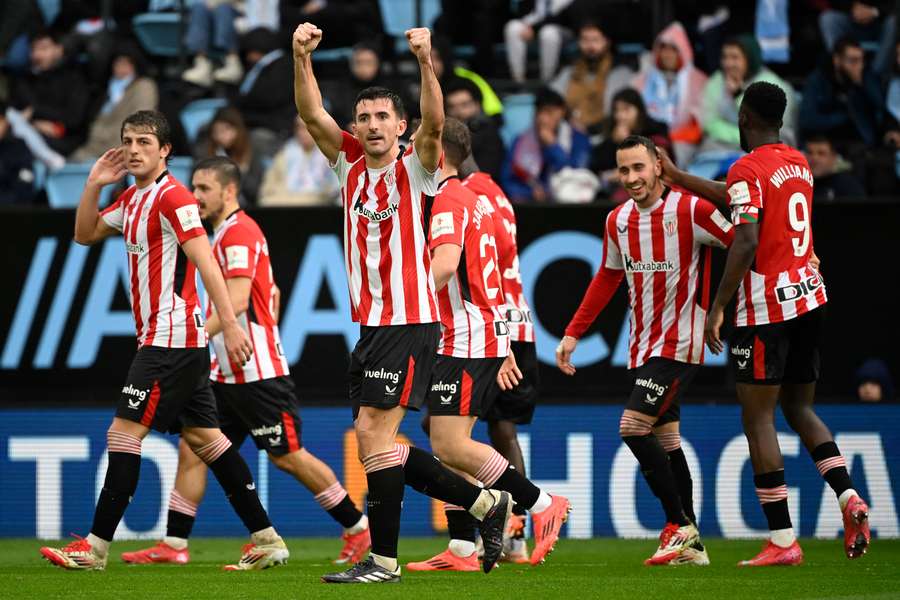 Athletic Bilbao's Dani Vivian (centre) celebrates scoring his team's second goal against Celta Vigo