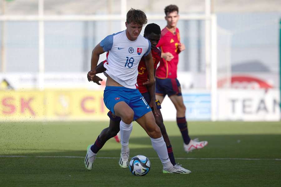 Slovenský ofenzivní talent Jakub Pira řádí v dresu rezervy Baníku.