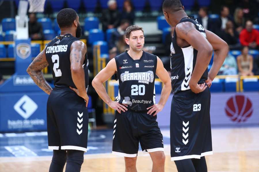 Betclic Élite : Pau-Orthez bat facilement Limoges et remporte le Clasico