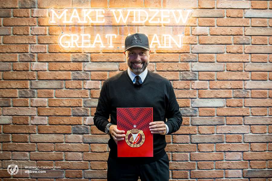 Widzew zaskakuje zmianą trenera, kolejny Chorwat obejmuje ławkę w Łodzi