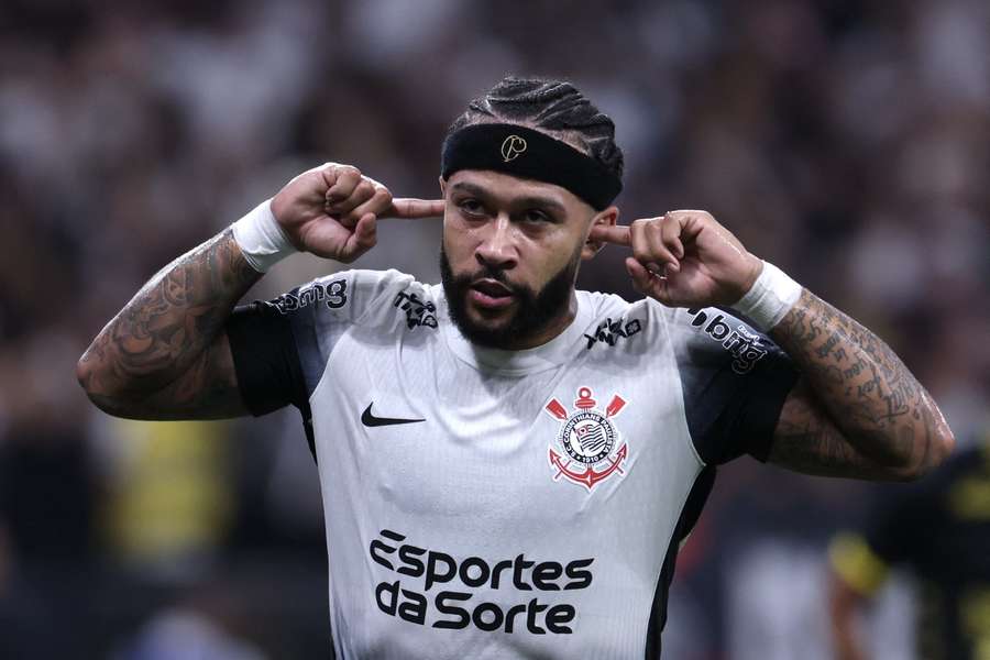 Memphis Depay teve impacto imediato na disputa do último Brasileirão Memphis Depay teve impacto imediato na disputa do último Brasileirão