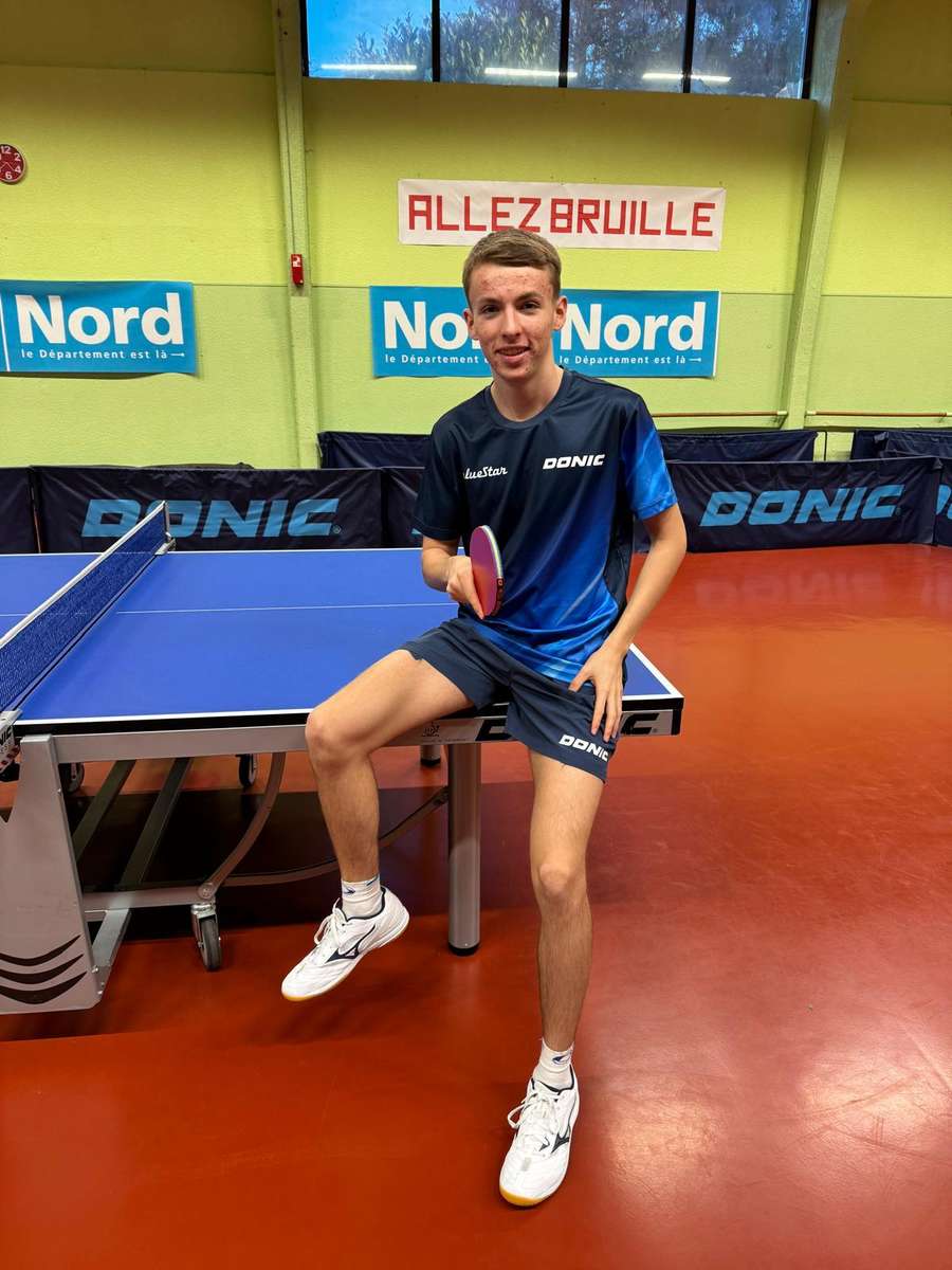 Flavien Coton dans sa salle du CTT Bruille.